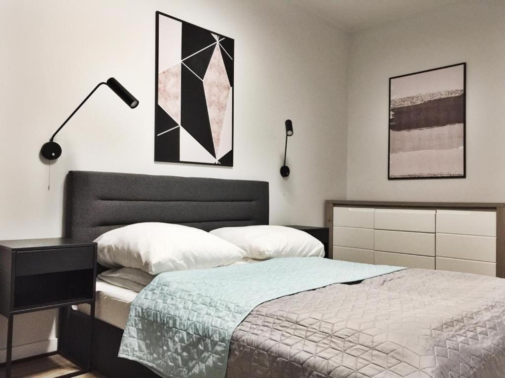 Apartamenty Zajezdnia Mtp Poznań Buitenkant foto